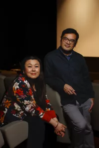 Portrait du cinéaste Stéphane Ly-Cuong et de l'actrice Clotilde Chevalier au Cinéma LUX de Caen - Photographie par Ashkan Noroozkhani